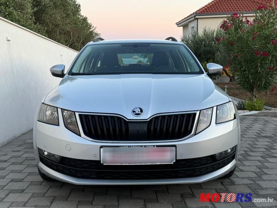 2019' Skoda Octavia Combi photo #4