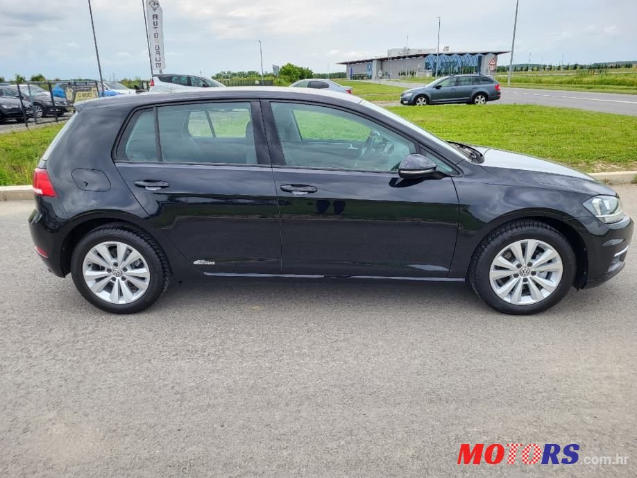 2019' Volkswagen Golf 7 1,6 Tdi photo #6