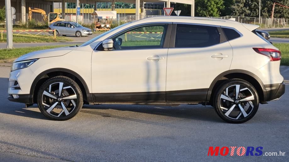 2017' Nissan Qashqai 1,2 Dig-T photo #3