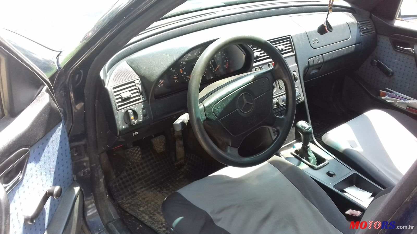 1995' Mercedes-Benz 200 photo #4