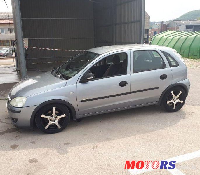 2004' Opel Corsa 1,3 Cdti photo #1