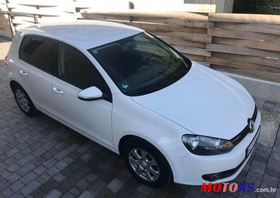 2009' Volkswagen Golf VI photo #1