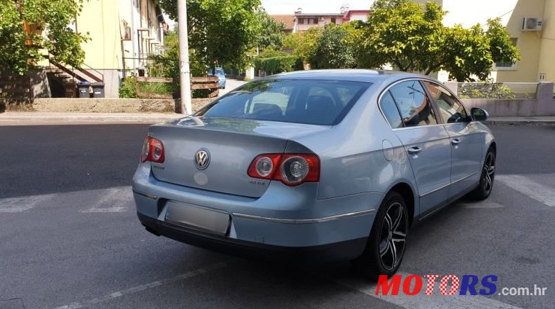 2005' Volkswagen Passat 2,0 Tdi photo #5