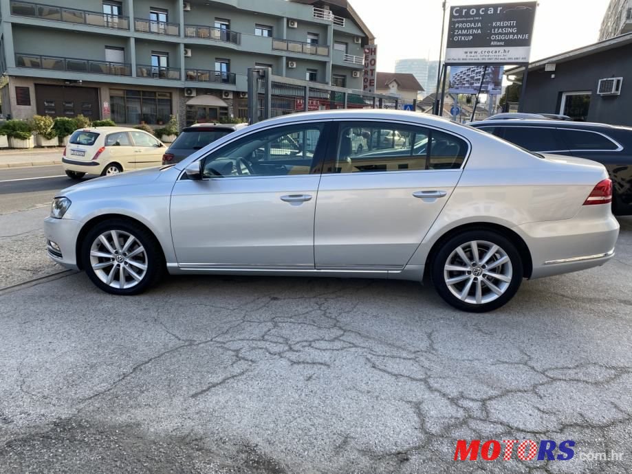 2012' Volkswagen Passat photo #4