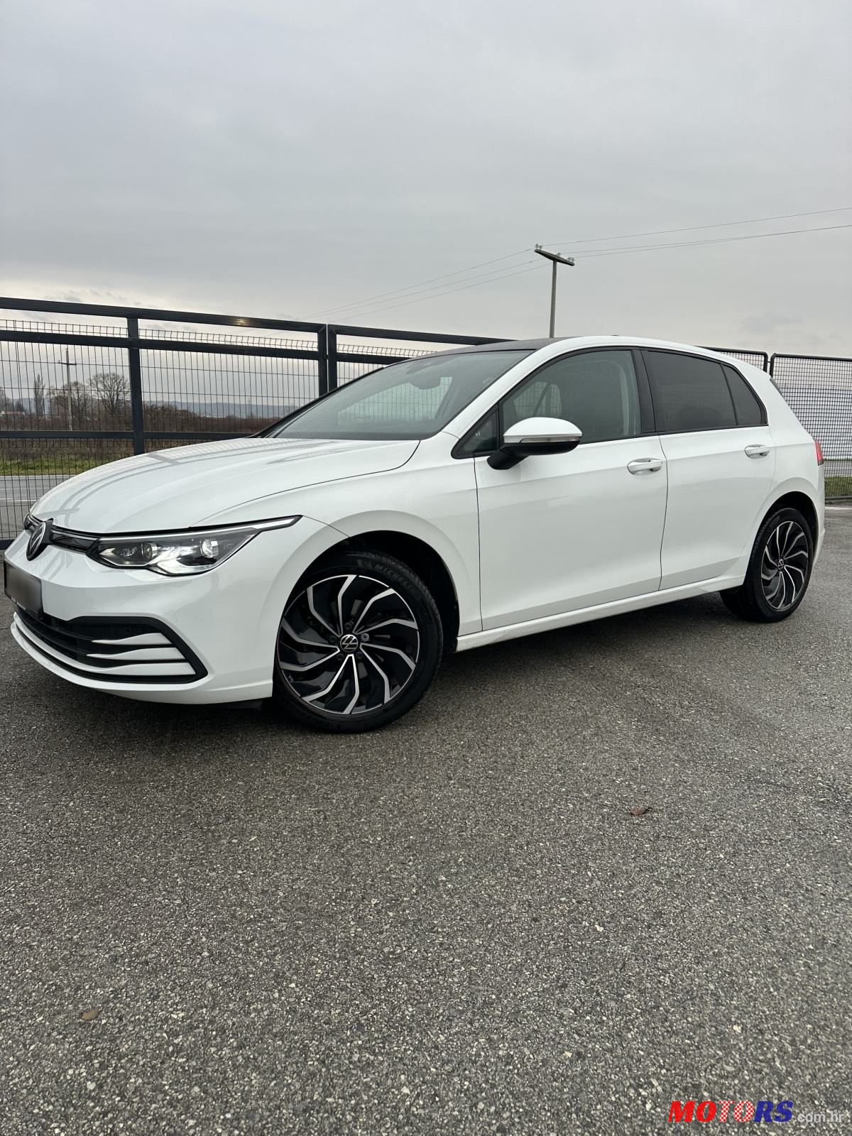 2020' Volkswagen Golf VIII 2,0 Tdi photo #2