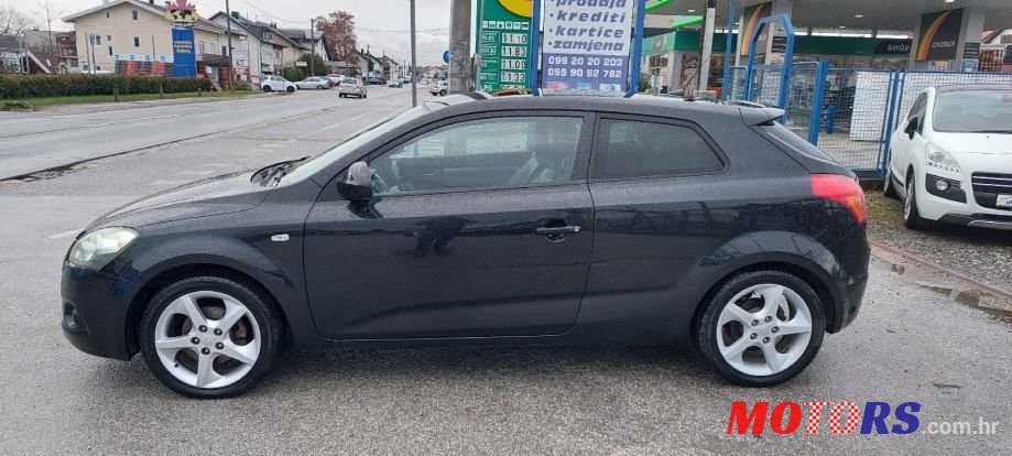 2008' Kia Pro Ceed Sport photo #6
