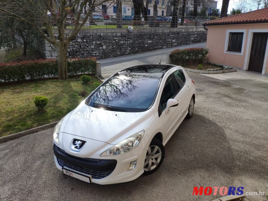 2009' Peugeot 308 photo #1