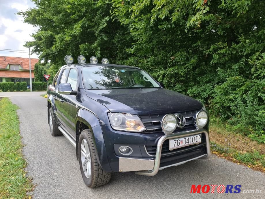 2013' Volkswagen Amarok 2.0 Tdi photo #2