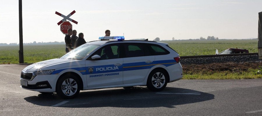 Jeste li znali: Može li policijski službenik koji nije na dužnosti prijaviti prometni prekršaj?