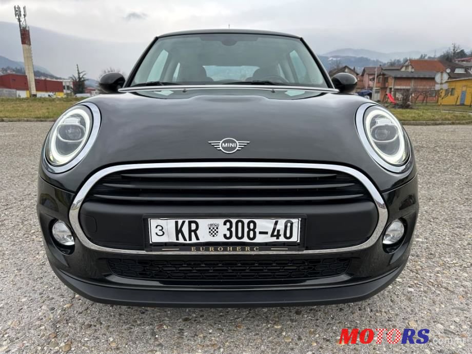 2019' MINI One photo #5