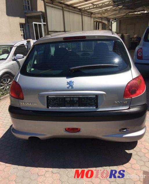 2004' Peugeot 206 206 1,4 Hdi photo #1