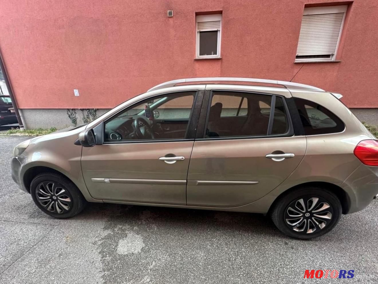 2009' Renault Clio 1,2 photo #1