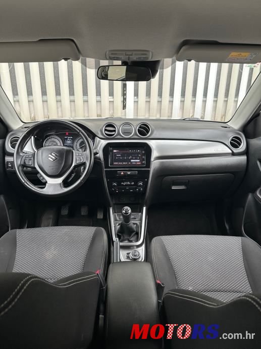 2019' Suzuki Vitara 1,0 photo #5