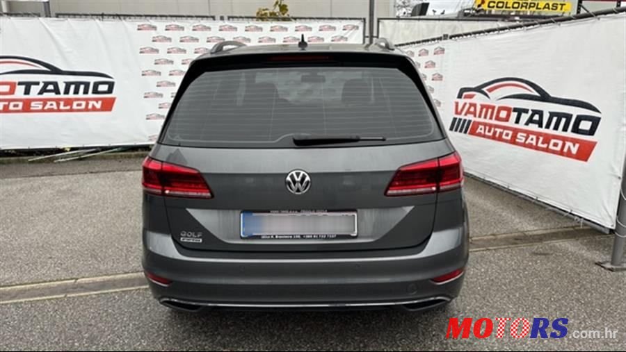 2018' Volkswagen Golf Sportsvan photo #6