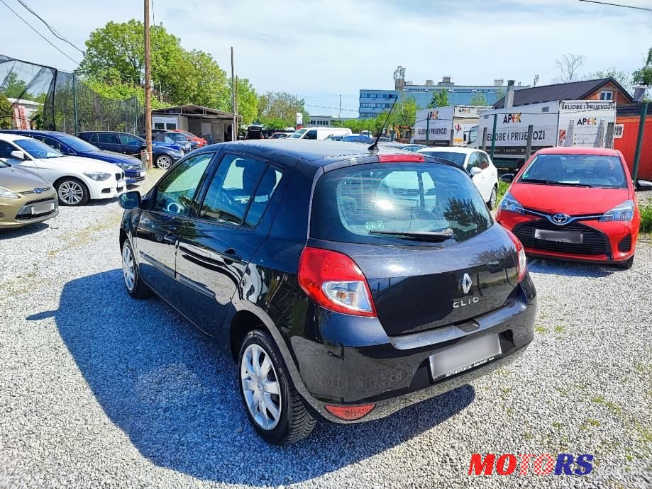 2012' Renault Clio 1,2 16V photo #6