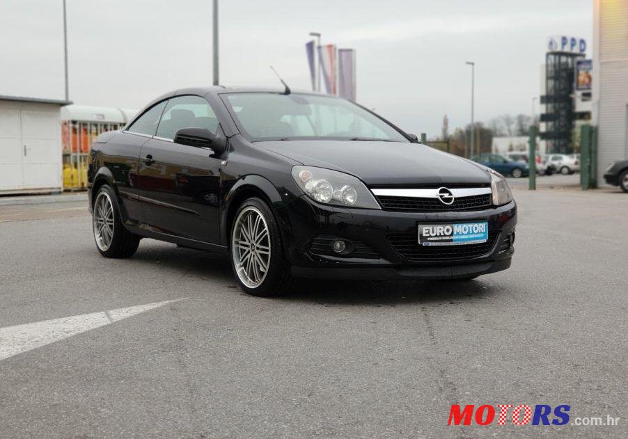 2006' Opel Astra Twin 1,9 Cdti photo #1