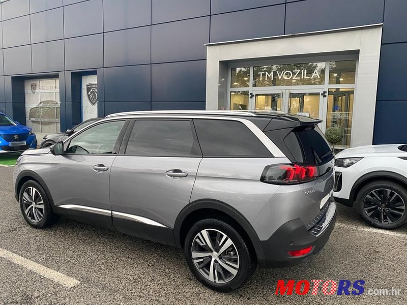 2023' Peugeot 5008 1.5 Bluehdi photo #4