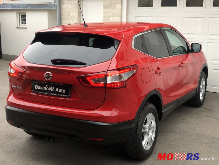 2016' Nissan Qashqai 1,2 photo #6