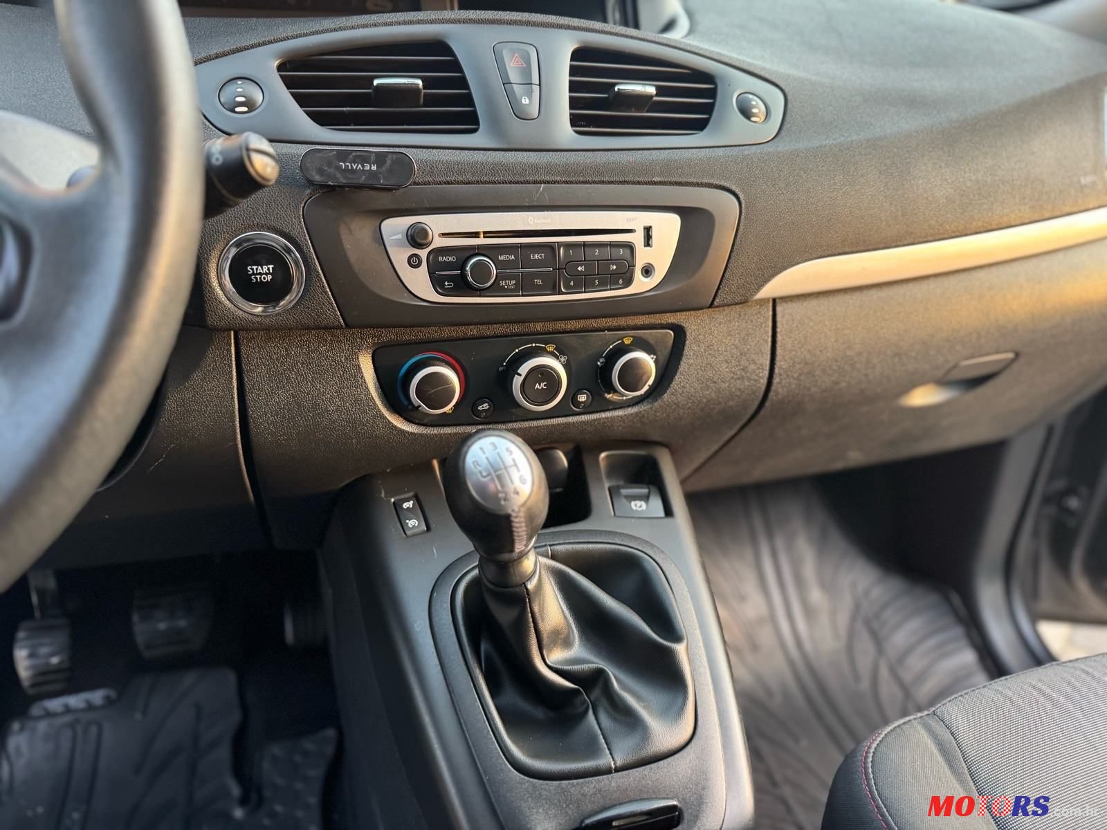 2017' Renault Grand Scenic 1.2 Tce photo #6